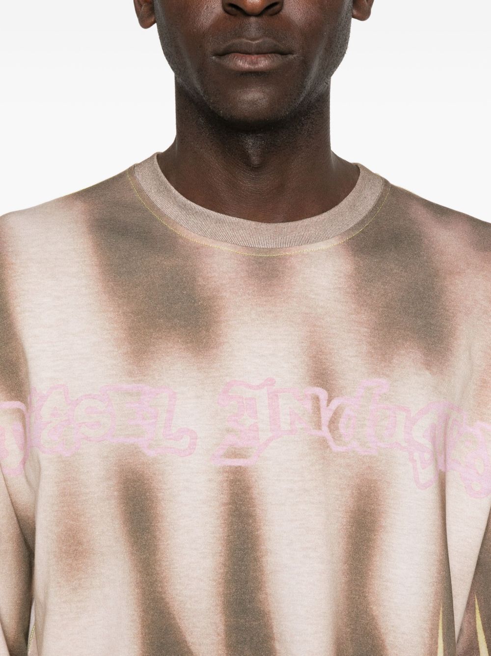 Abstract-Print Long-Sleeve T-Shirt - Image 2