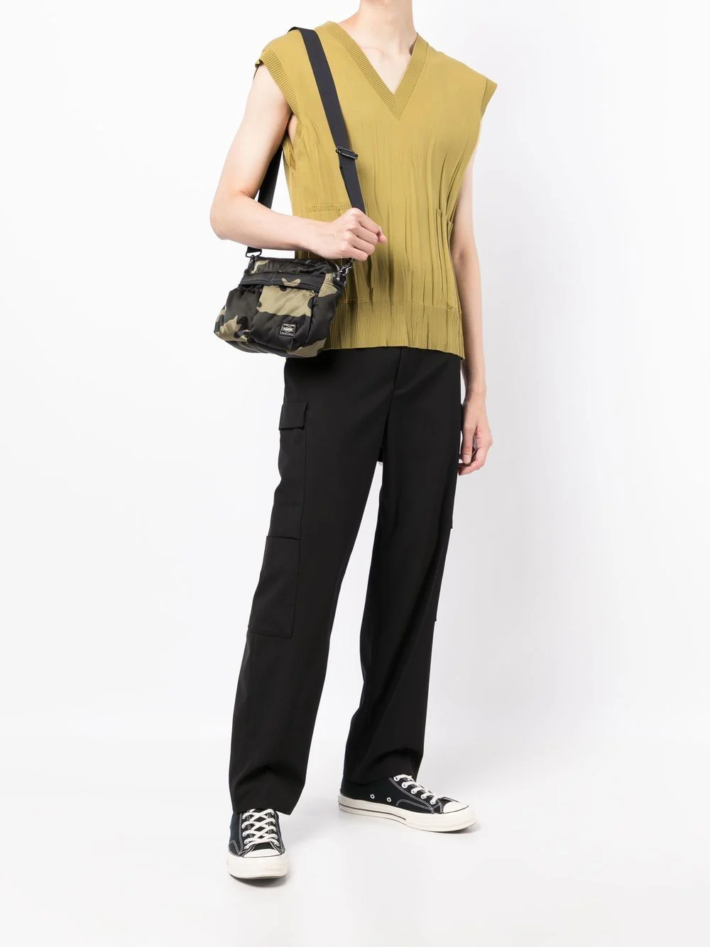 Camouflage-Print Crossbody Bag - Image 4