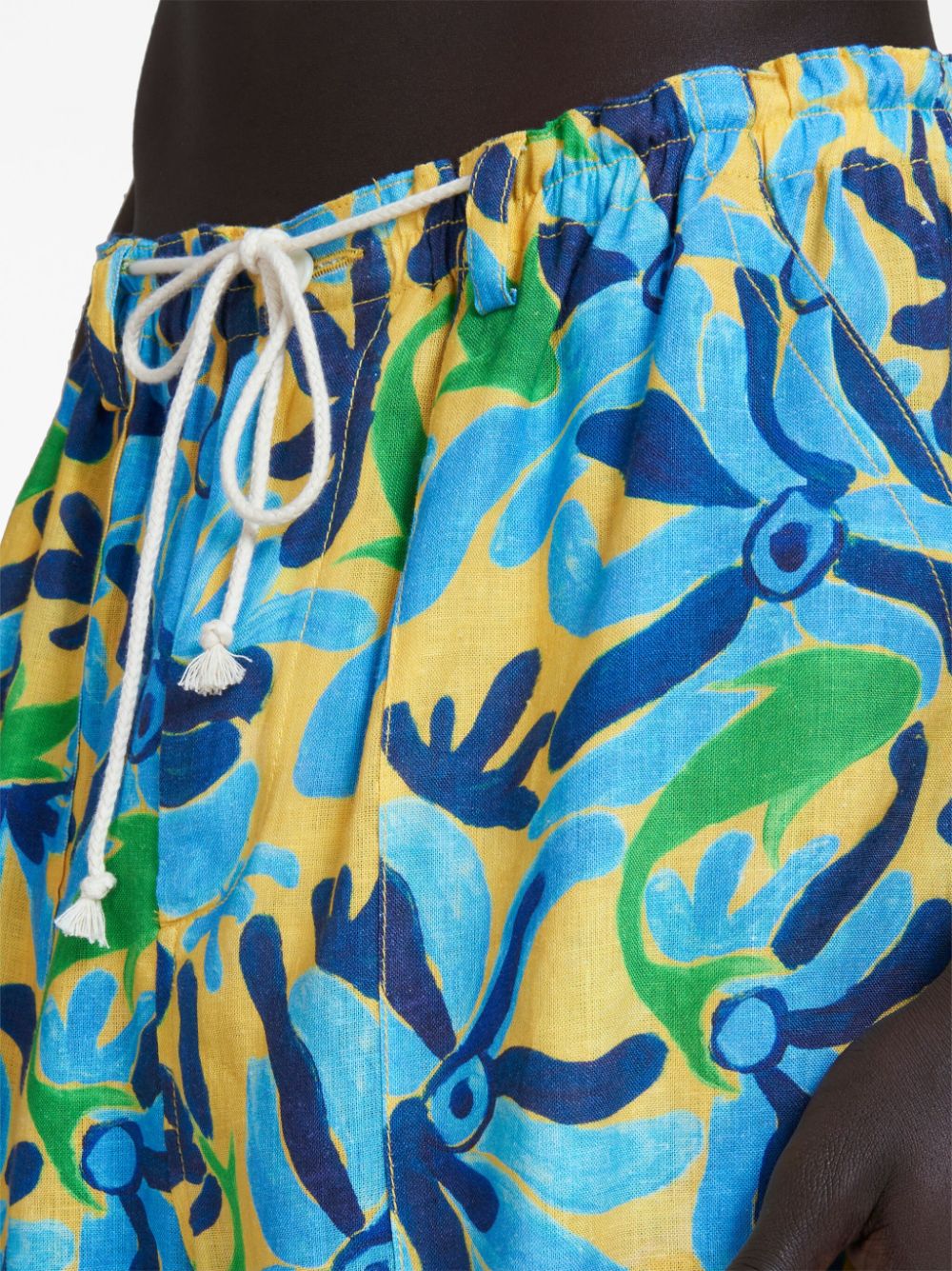 Graphic-Print Drop-Crotch Shorts - Image 5