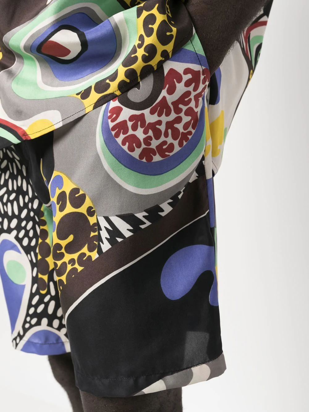 Graphic Print Shorts - Image 5