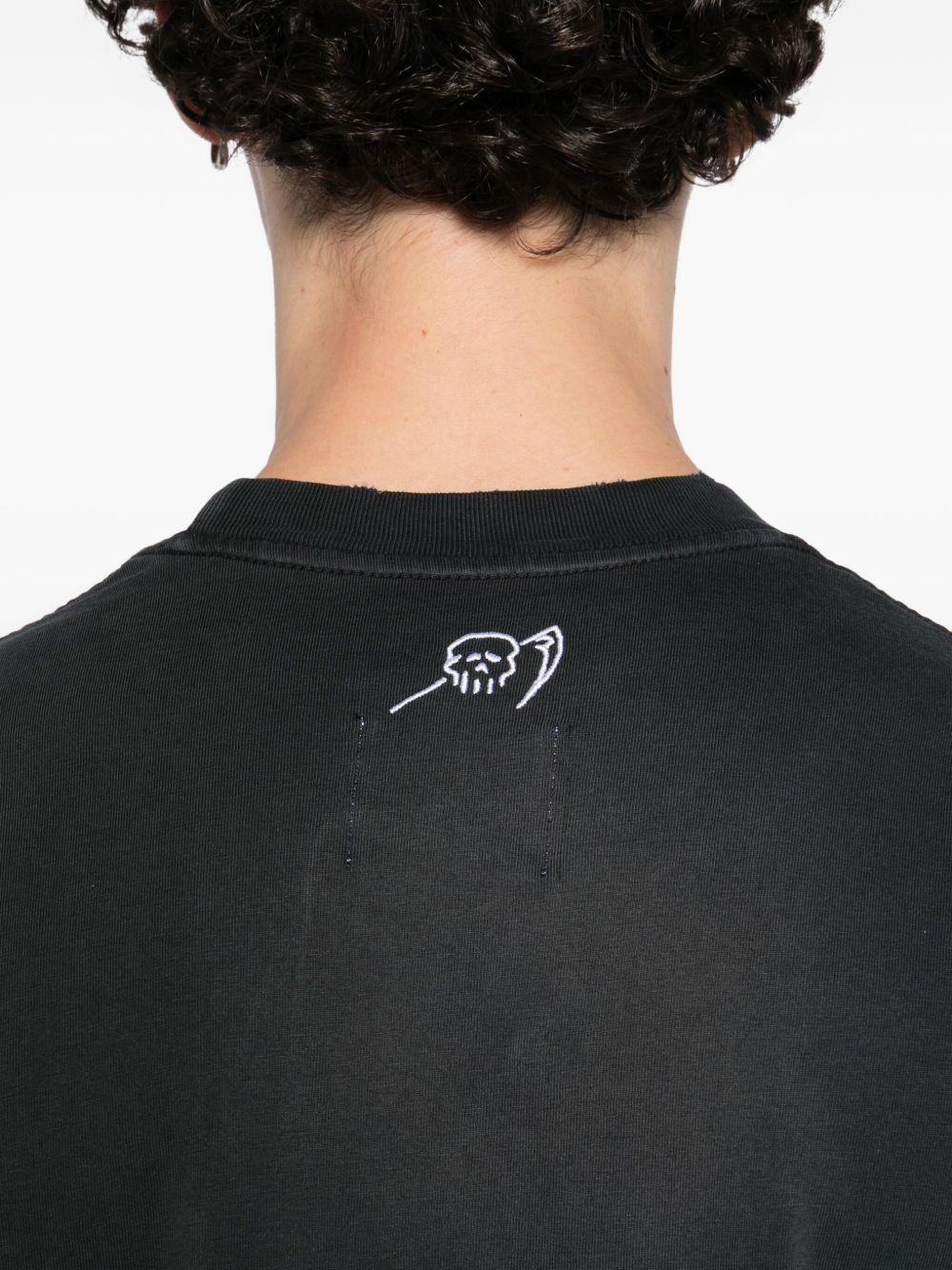 Graphic-Print T-Shirt - Image 5