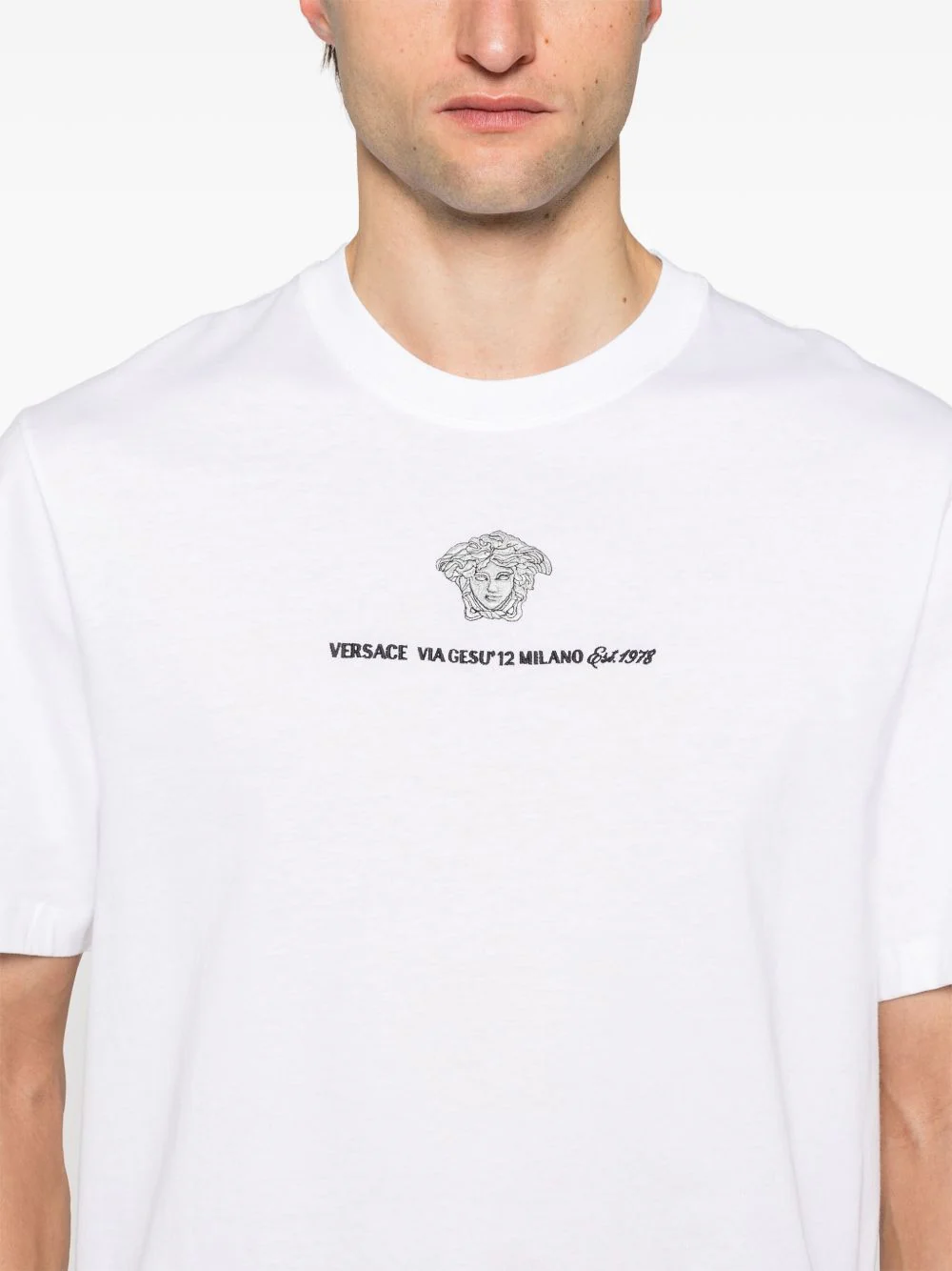 Medusa Milano Embroidered T-Shirt - Image 5