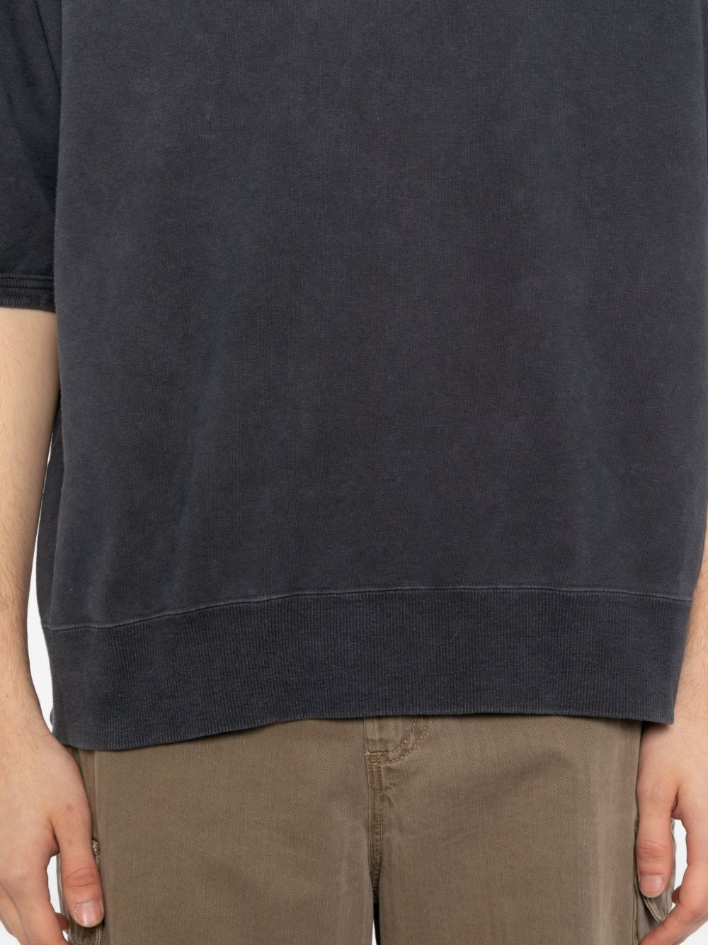 Mondo Zipped T-Shirt - Image 5
