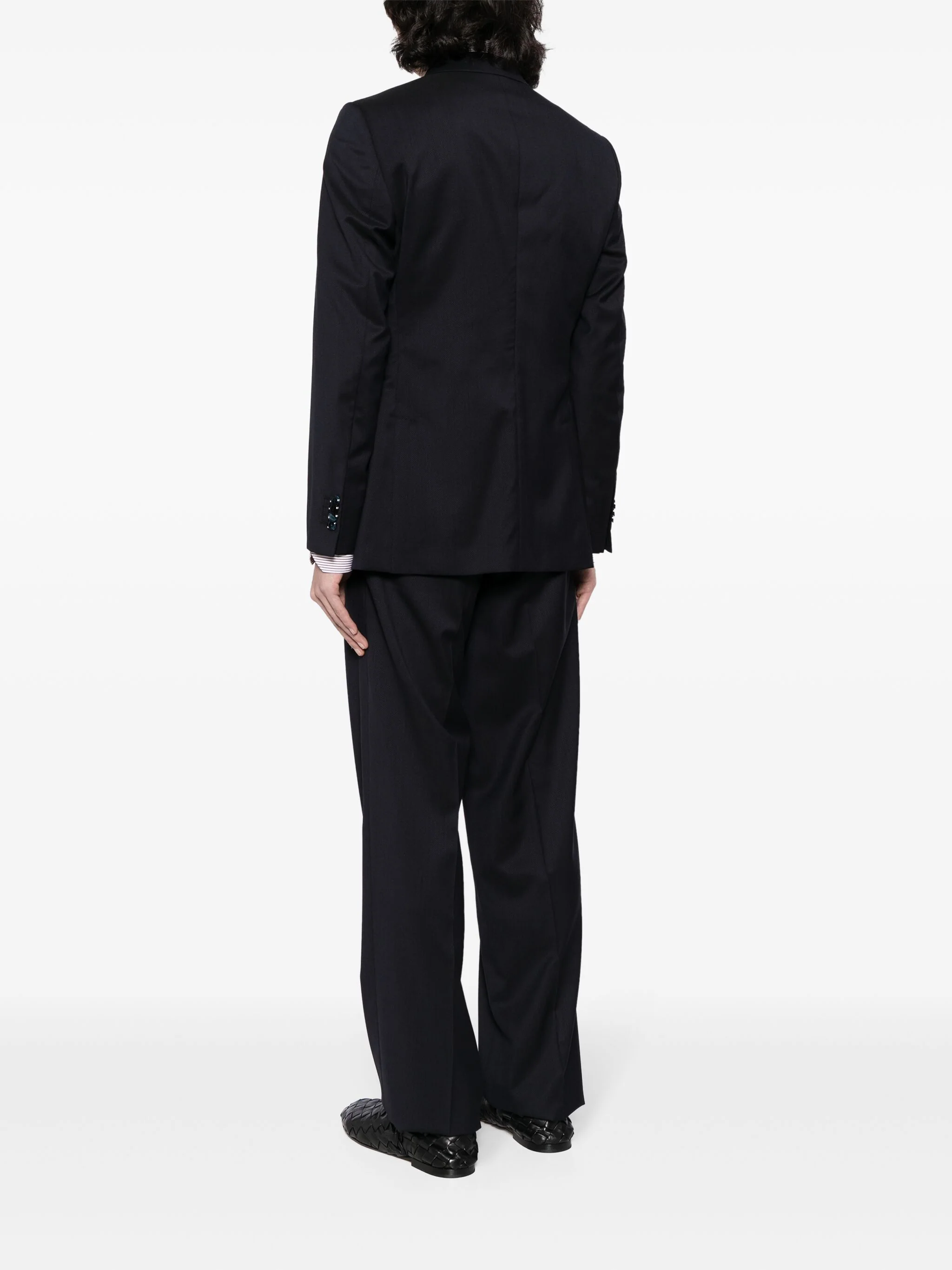 Peak-Lapel Double-Breasted Suit - Image 4