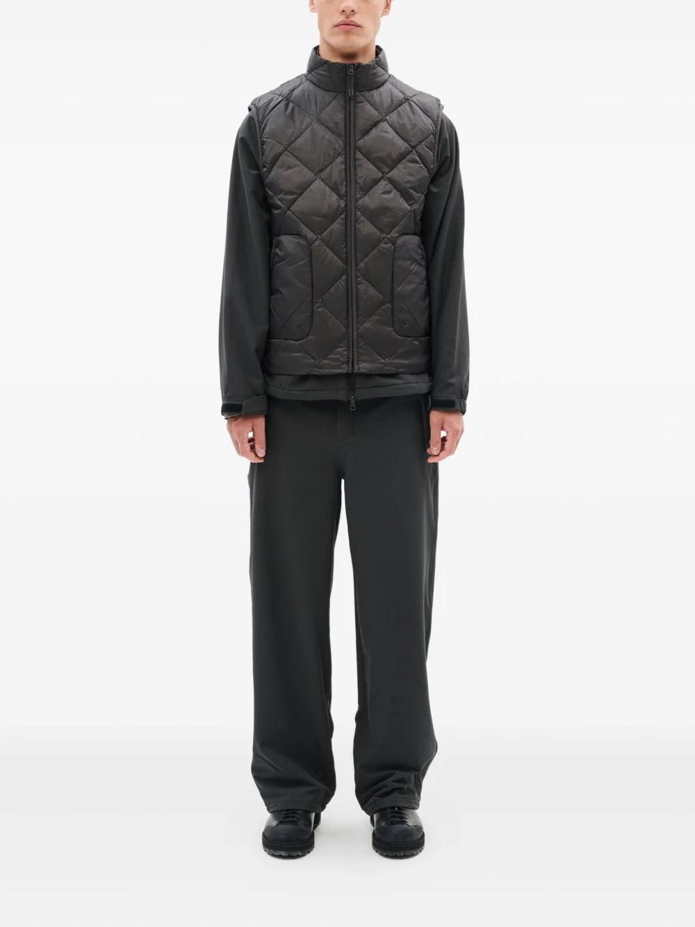 Quilted Diamond-Pattern Gilet - Image 4