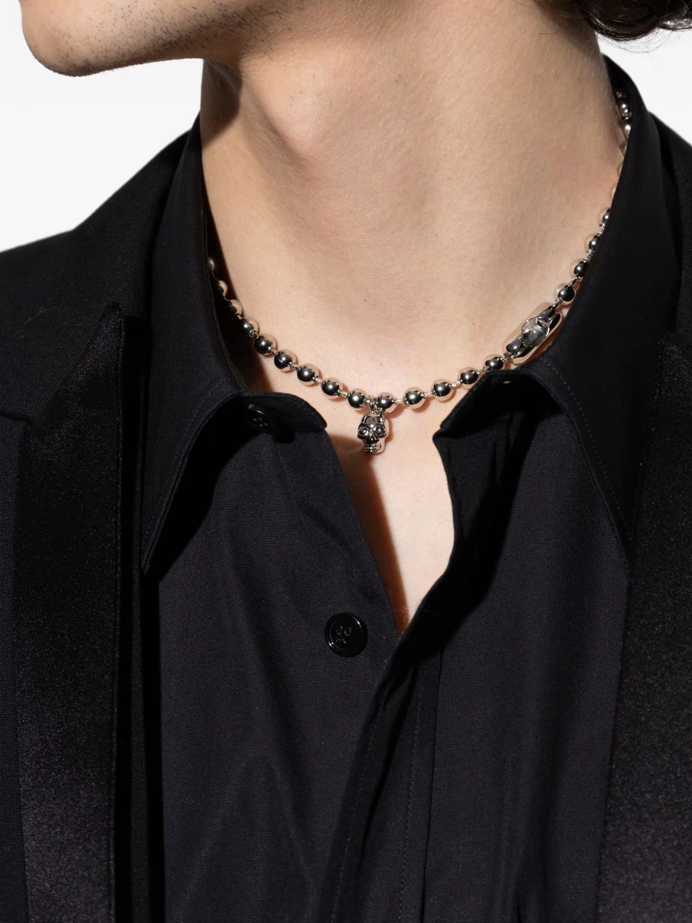 Skull Pearl Necklace - Image 3