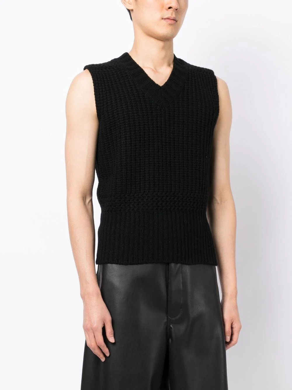 Sleeveless V-Neck Jumper - Image 3