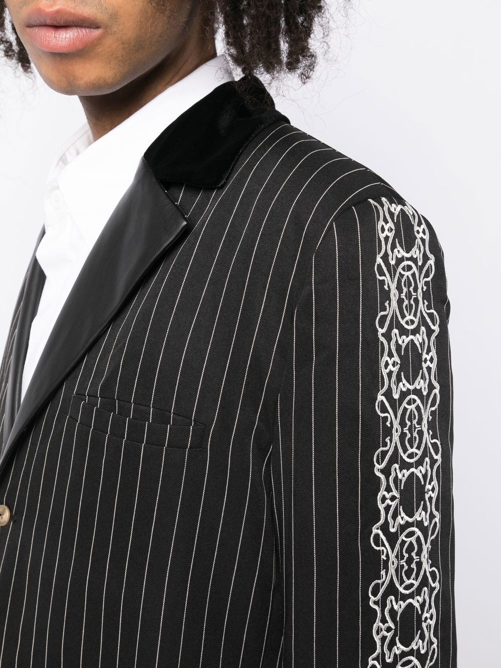 Stripe-Print Single-Breasted Blazer - Image 4