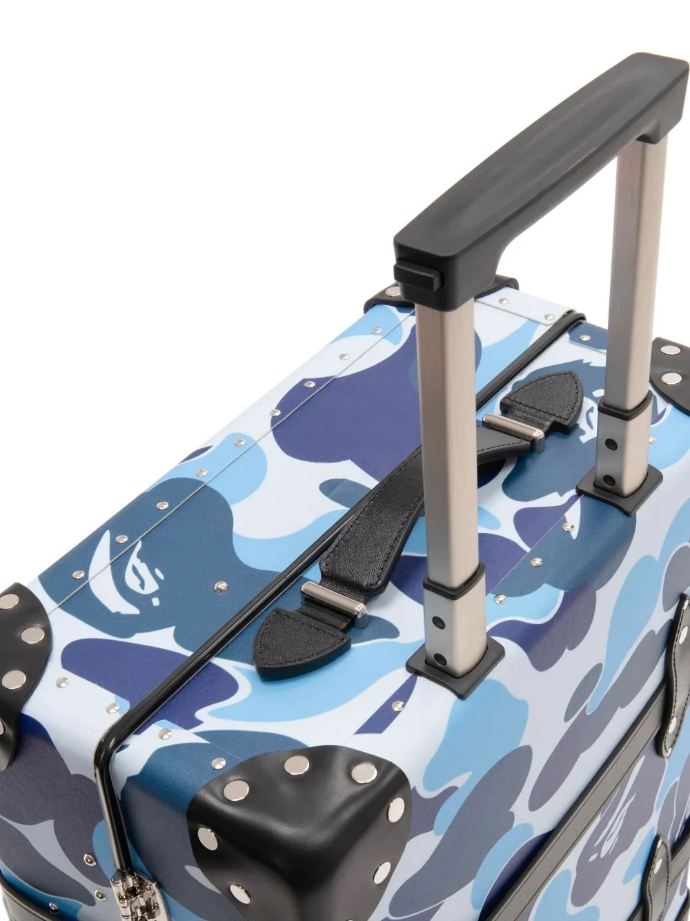 X Globe-Trotter Camouflage-Pattern Holdall - Image 5