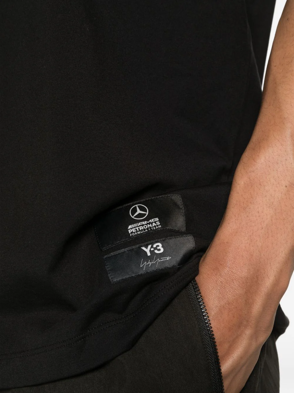 X Mercedes-Amg Petronas F1 Short-Sleeve T-Shirt - Image 2